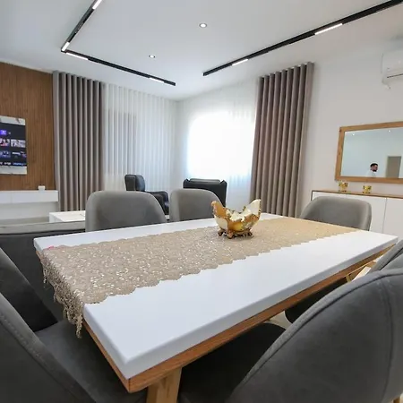 Era E Liqenit 빌라