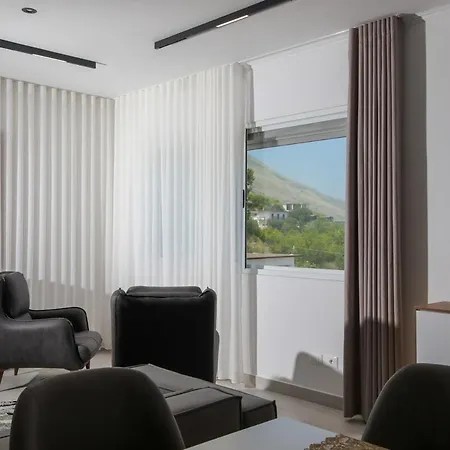 Era E Liqenit Villa *